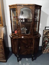 Antica Vetrina in Noce a Due Ante Inglese