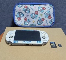Ottimo set console PS Vita