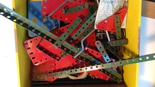 Meccano vintage anni 50 pezzi verdi e rossi, ruote rosse e blu 1,5 kg