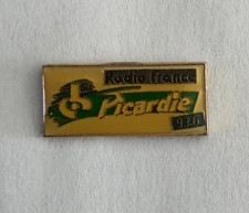 104 - Pin's RADIO FRANCE PICARDIE 93.6