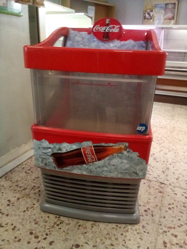 Coca cola banco - banco, frigo