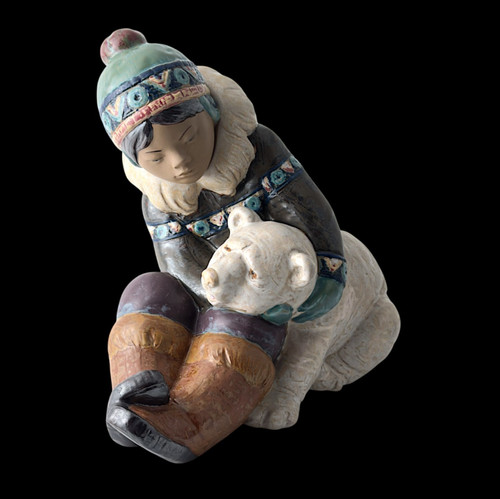 Lladro eskimo playing large - lladro,