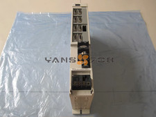 UNA UNITÀ AMPLIFICATORE