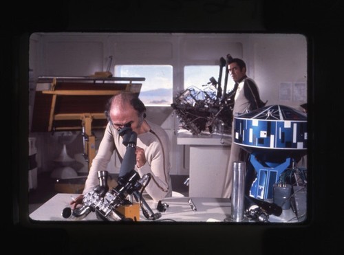 Space 1999 barry morse martin - barry,