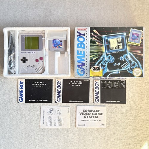 Nintendo game boy classic 1989 - game,