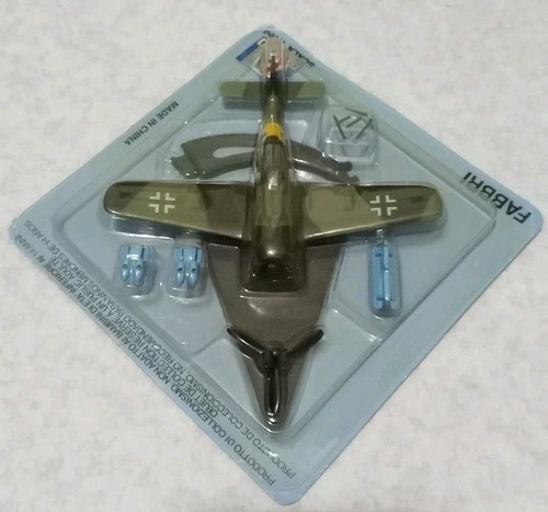 Modellino aereo militare - aereo,