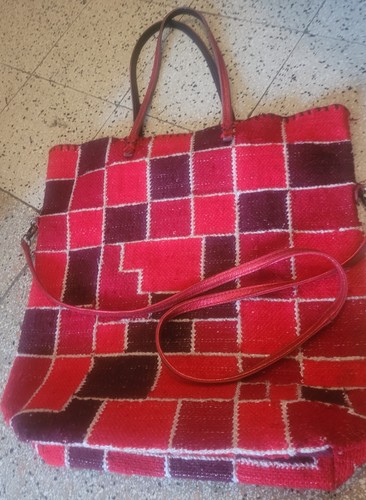 Borsa shalla con ricami su - en,
