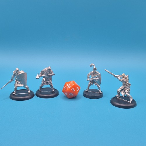 Red box giochi 28mm miniature - red,