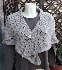 Scialle triangolare, Nuovo, ai ferri, Beige, mantella della nonna