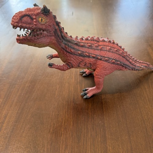 Disney dinoland carnotaurus - disney,