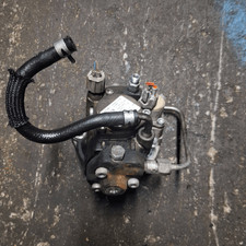 221000R010 Pompa iniezione  TOYOTA AVENSIS 2.2 16V D-4D SW 5p/d/2230cc