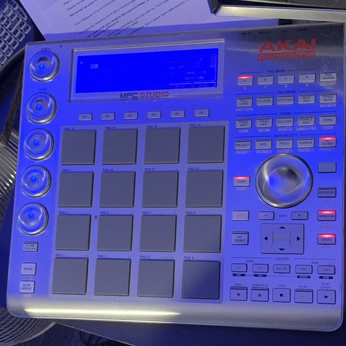 Akai mpc studio digital - studio, pad