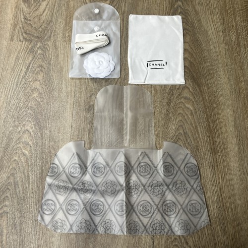 Chanel camelia trasparente - chanel,