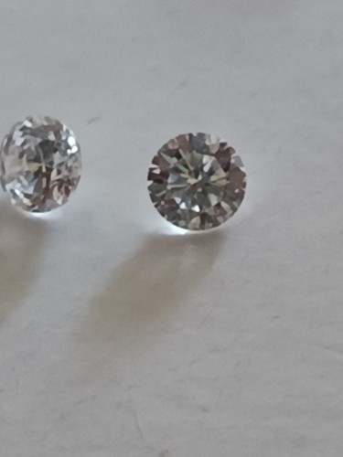 Lotto diamanti ct d - 10, 2,00