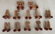 Trenini con LETTERE IN LEGNO