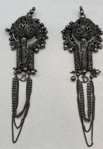Christian dior runway earrings - dior,