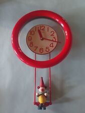 Orologio da parete anni '80, preciso, con pendolo, +2 pile nuove +1 ricaricabile