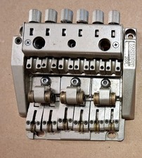 Ponte tremolo chitarra anni 80 Washburn Wonderbar 2001 Answer e dado di bloccaggio Cambio 