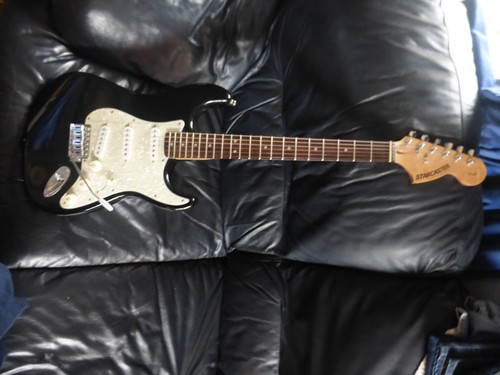 Fender stratocaster - fender,