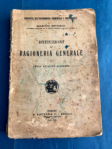Libro istituzioni di - libro,