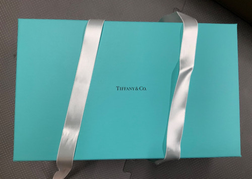 Tiffany thumbprint - tiffany, &
