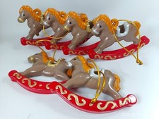 Cavallino di gesso da