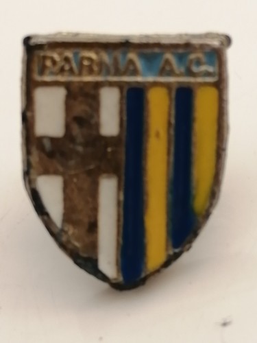 Spilla calcio parma ultras - no,