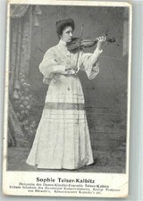 38157065 - Ritratto di Sophie
