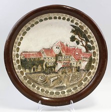 99845498 Ceramica Piatto Decorato in Rilievo Wartburg Eisenach circa 1900