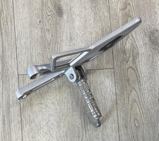 Staffa pedana poggiapiedi