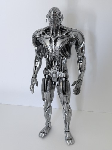 Hot toys modellino ultron - hot,
