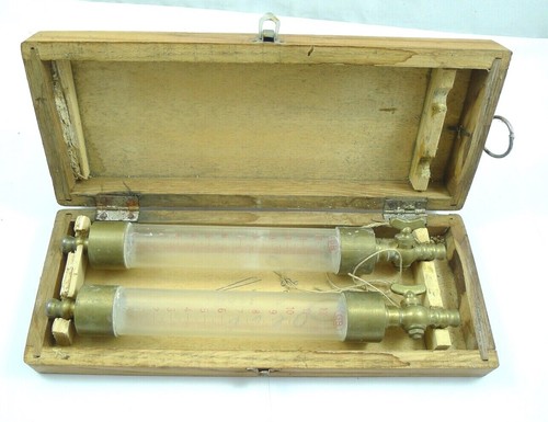 Vecchi attrezzi strumenti - vecchi,