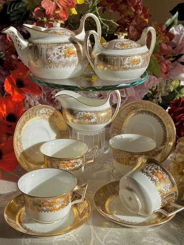 Antique wedgwood teapot - antique,