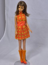 Vintage Brunette Bend Leg