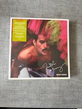 Freddie Mercury - Never Boring