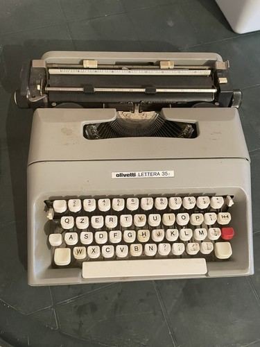 Macchina scrivere olivetti - scrivere,