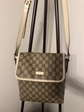 Gucci GG Supreme Shoulder Bag