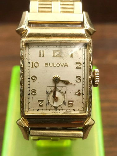 Orologio svizzero rettangolare