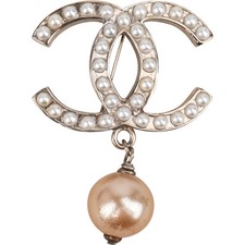 Spilla Chanel CC Pearl Coco CC