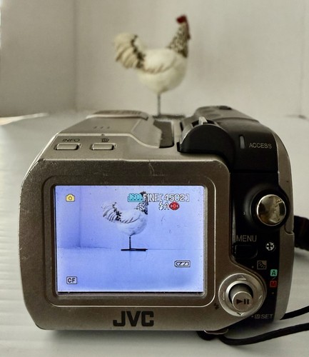 Jvc mc200 digital media - gz,
