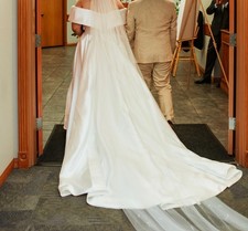 Long Cathedral Veil By Sposa