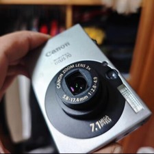 Canon IXUS 70/ SD1000 7,1 MP 3X fotocamera digitale CCD ottica vintage - argento nero