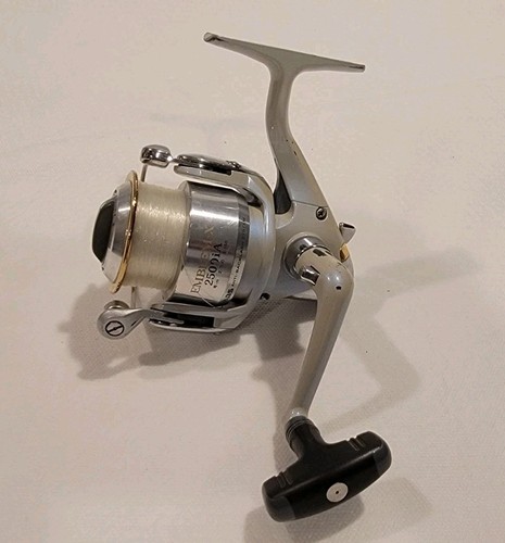 Daiwa emblem x2500ia - daiwa,