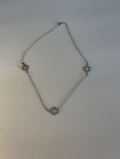 Collana floreale marca