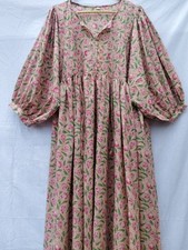 Abito stampato a blocchi top e