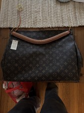 Louis Vuitton Artsy Shoulder