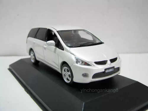 Prima mitsubishi grandis - 1:43,