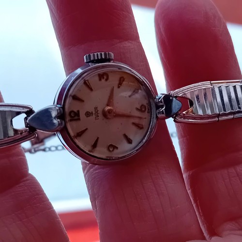 Stunning vintage tudor - stunning,