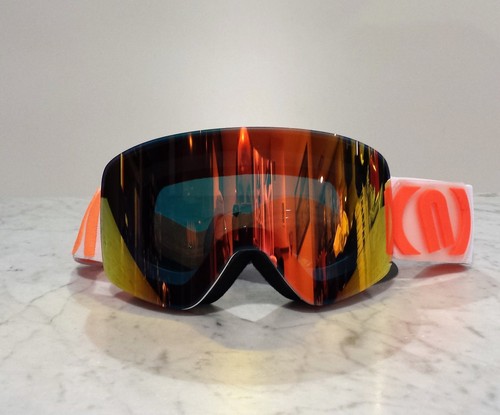 Neon mad white - mad, maschera
