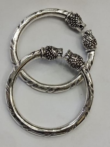 Bracciale ossidato con - , testa